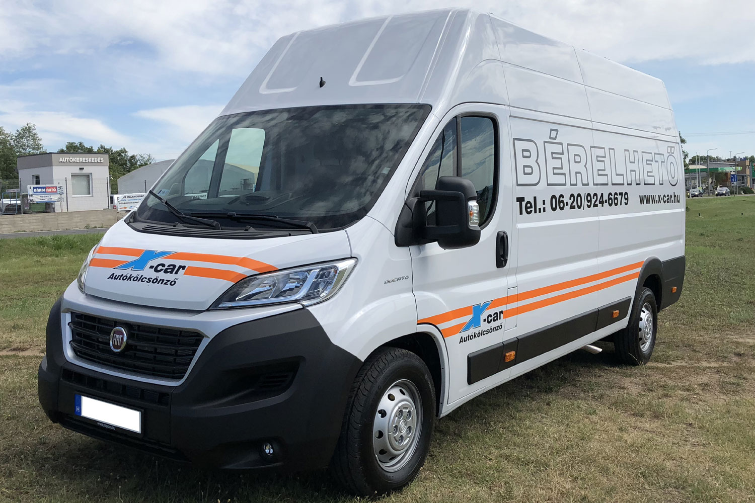 FIAT DUCATO MAXI zárt tehergépkocsi bérlés – X-Car Dunakeszi