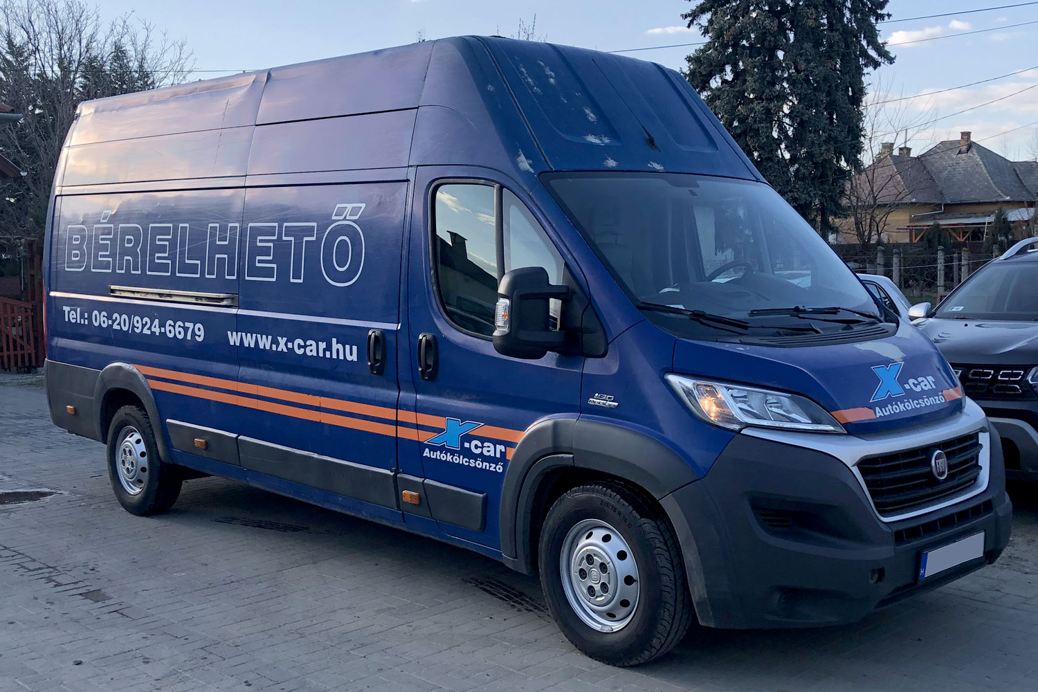 FIAT DUCATO MAXI zárt tehergépkocsi bérlés – X-Car Dunakeszi